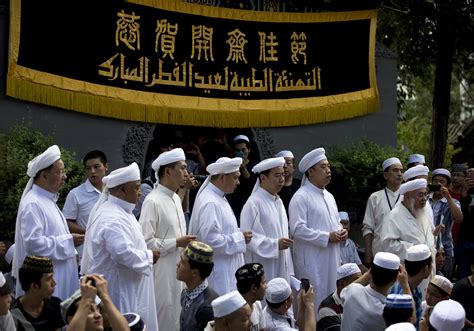 how many people in china are muslim